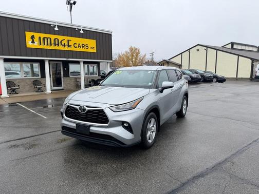 2020 Toyota Highlander LE