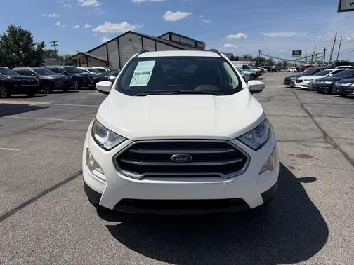 White 2018 Ford EcoSport SE