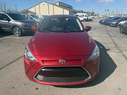 Pulse 2018 Toyota Yaris iA Base