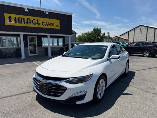 White 2021 Chevrolet Malibu 4dr Sdn LT