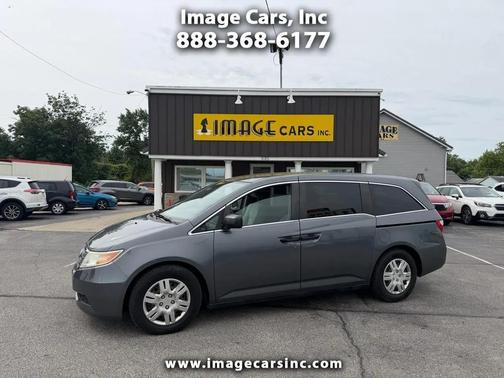 Polished Metal Metallic 2012 Honda Odyssey LX