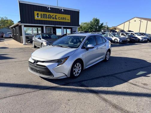Classic Silver Metallic 2025 Toyota Corolla LE