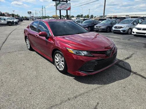2018 Toyota Camry LE