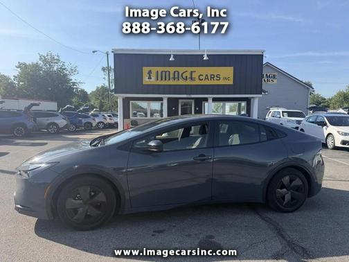 Gray 2025 Toyota Prius L