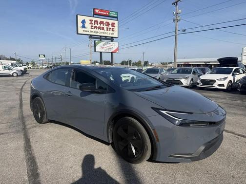 Gray 2025 Toyota Prius L