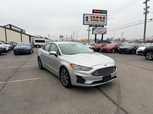 2019 Ford Fusion SE