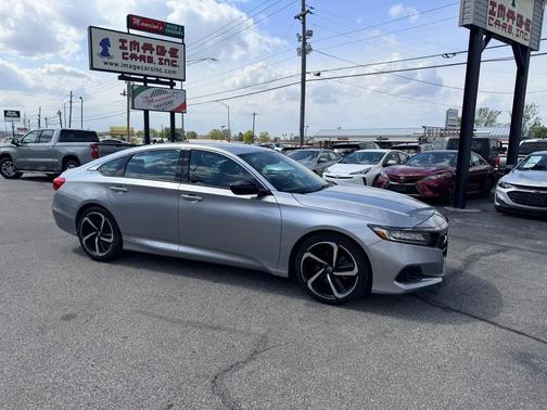 Lunar Silver Metallic 2021 Honda Accord Sport SE 1.5T