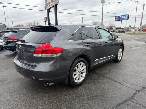 2012 Toyota Venza LE