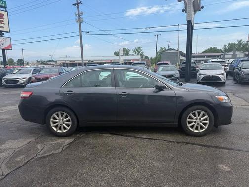 Magnetic Gray Metallic 2010 Toyota Camry XLE