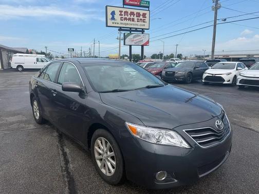 Magnetic Gray Metallic 2010 Toyota Camry XLE