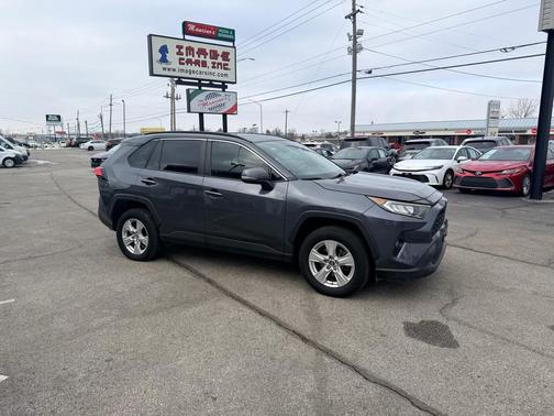 2019 Toyota RAV4 XLE
