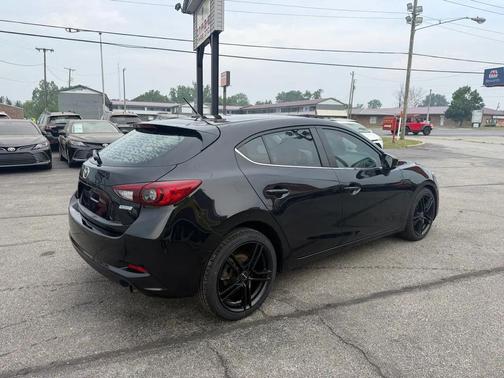 Jet Black Mica 2017 Mazda Mazda3 Touring