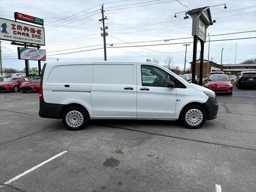2019 Mercedes-Benz Metris Base