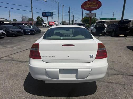 Stone White Clearcoat 2003 Chrysler 300M 4dr Sdn