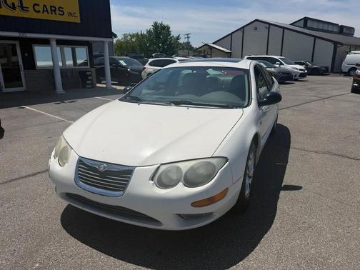 Stone White Clearcoat 2003 Chrysler 300M 4dr Sdn