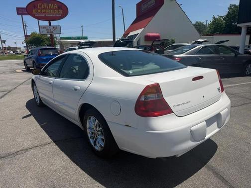 Stone White Clearcoat 2003 Chrysler 300M 4dr Sdn