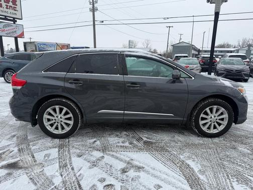 2012 Toyota Venza LE
