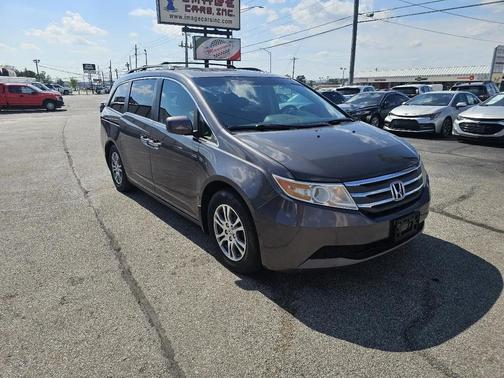Polished Metal Metallic 2011 Honda Odyssey EX-L