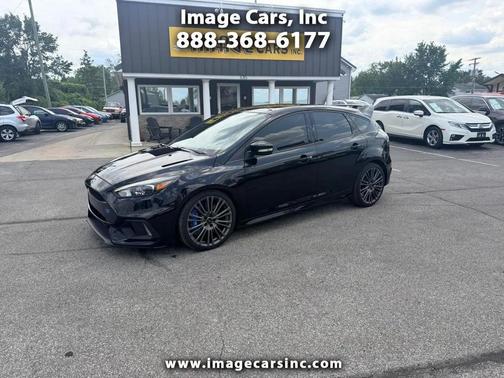 Shadow Black 2017 Ford Focus RS Base