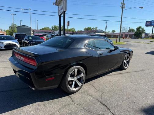 Black 2014 Dodge Challenger R/T