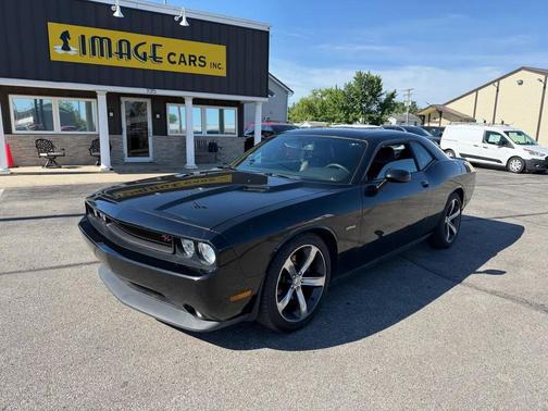 Black 2014 Dodge Challenger R/T