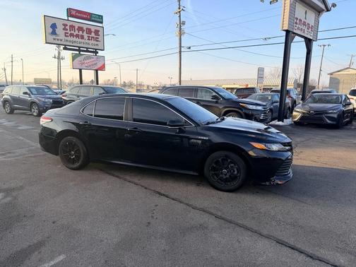 2020 Toyota Camry LE