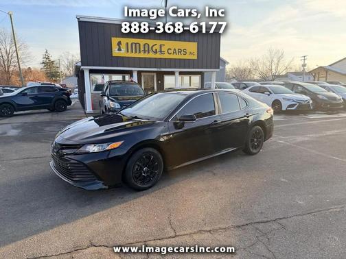 2020 Toyota Camry LE