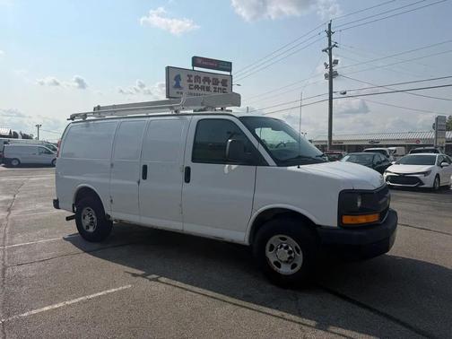 Summit White 2013 Chevrolet Express 2500 Work Van