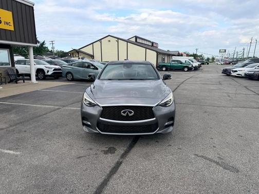 Graphite Shadow 2018 INFINITI QX30 SPORT