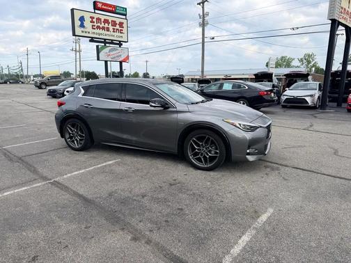 Graphite Shadow 2018 INFINITI QX30 SPORT