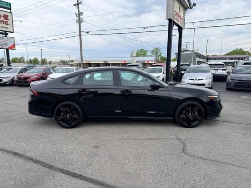 Crystal Black Pearl 2024 Honda Accord Hybrid Sport-L