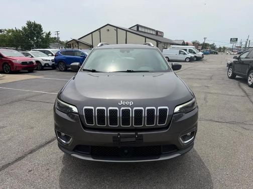 Granite Crystal Metallic Clearcoat 2019 Jeep Cherokee Limited