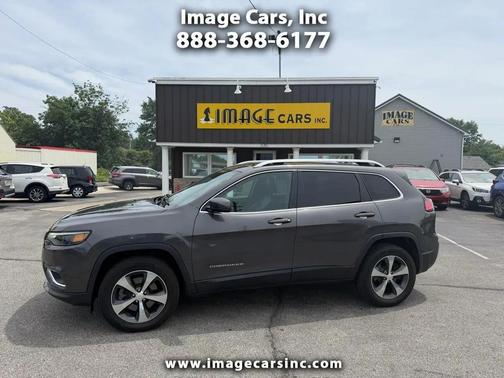 Granite Crystal Metallic Clearcoat 2019 Jeep Cherokee Limited