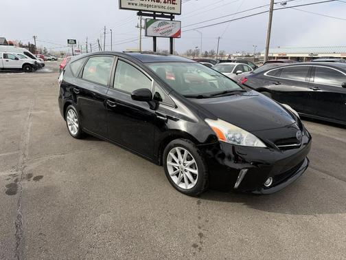 2012 Toyota Prius v Five