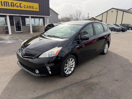 2012 Toyota Prius v Five