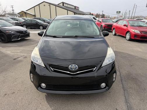 2012 Toyota Prius v Five