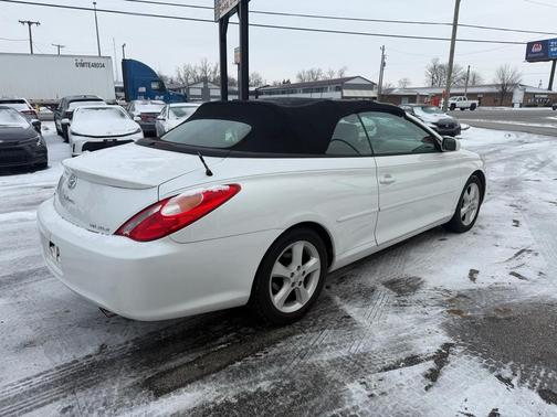 2005 Toyota Camry Solara SLE V6