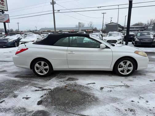 2005 Toyota Camry Solara SLE V6