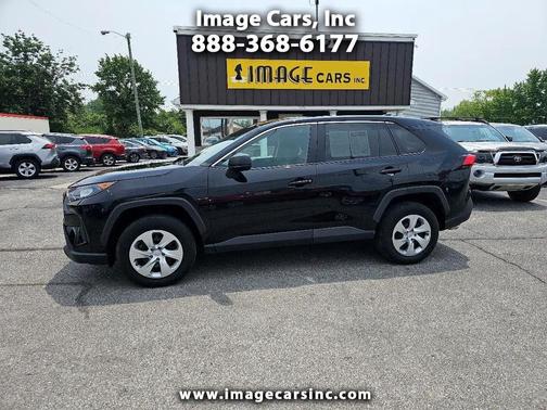 2022 Toyota RAV4 LE