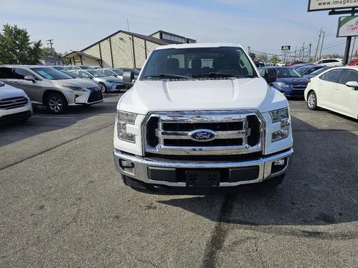 Oxford White 2017 Ford F-150 XLT