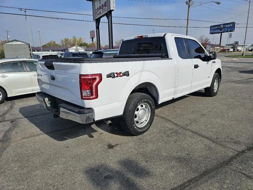 Oxford White 2017 Ford F-150 XLT