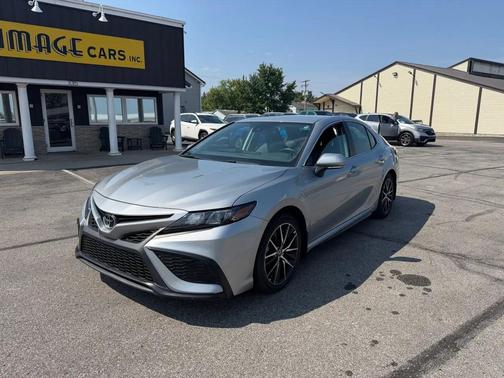 Celestial Silver Metallic 2024 Toyota Camry SE