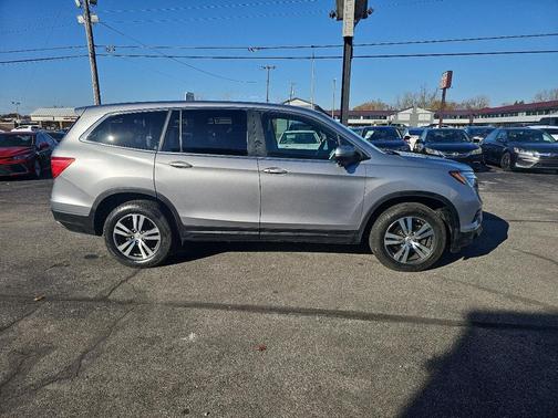 2017 Honda Pilot EX