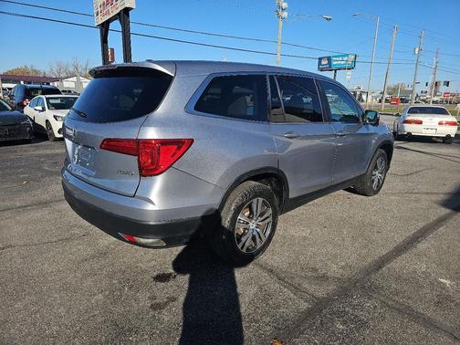 2017 Honda Pilot EX