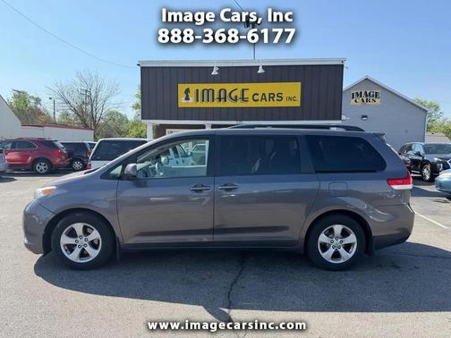 Predawn Gray Mica 2014 Toyota Sienna LE
