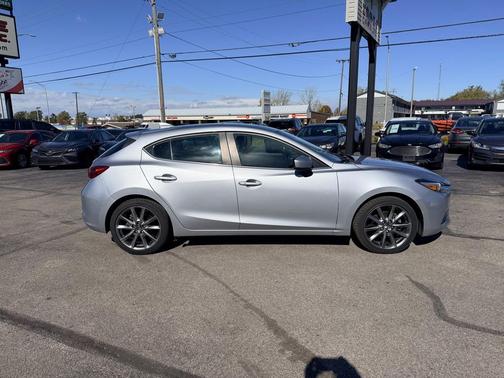 2018 Mazda Mazda3 Grand Touring