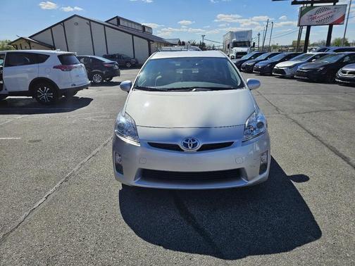 Classic Silver Metallic 2011 Toyota Prius III