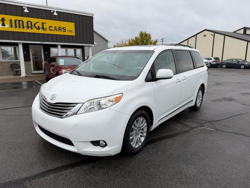 2014 Toyota Sienna XLE