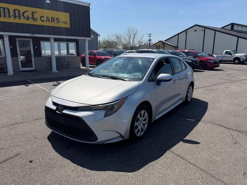 Classic Silver Metallic 2021 Toyota Corolla LE