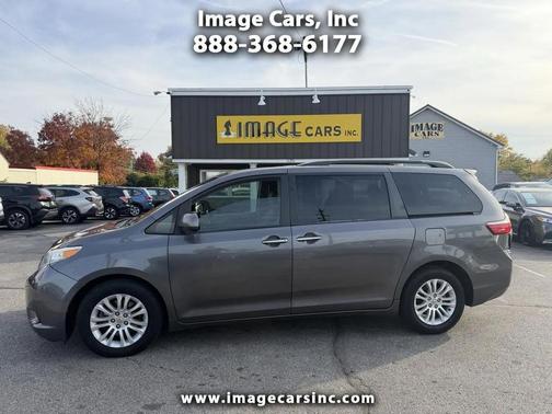 Predawn Gray Mica 2015 Toyota Sienna XLE Premium